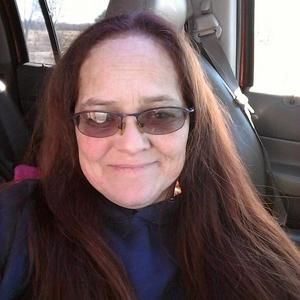 Meet your Posher, Vickie